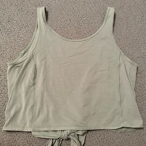 Lulu Lemon L tank